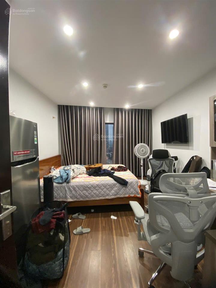 Căn hộ chung cư tầng 19 hiếm 3pn giá chỉ 70tr/m2 ban công rộng, view hồ đẹp tại số 1 phạm huy thông