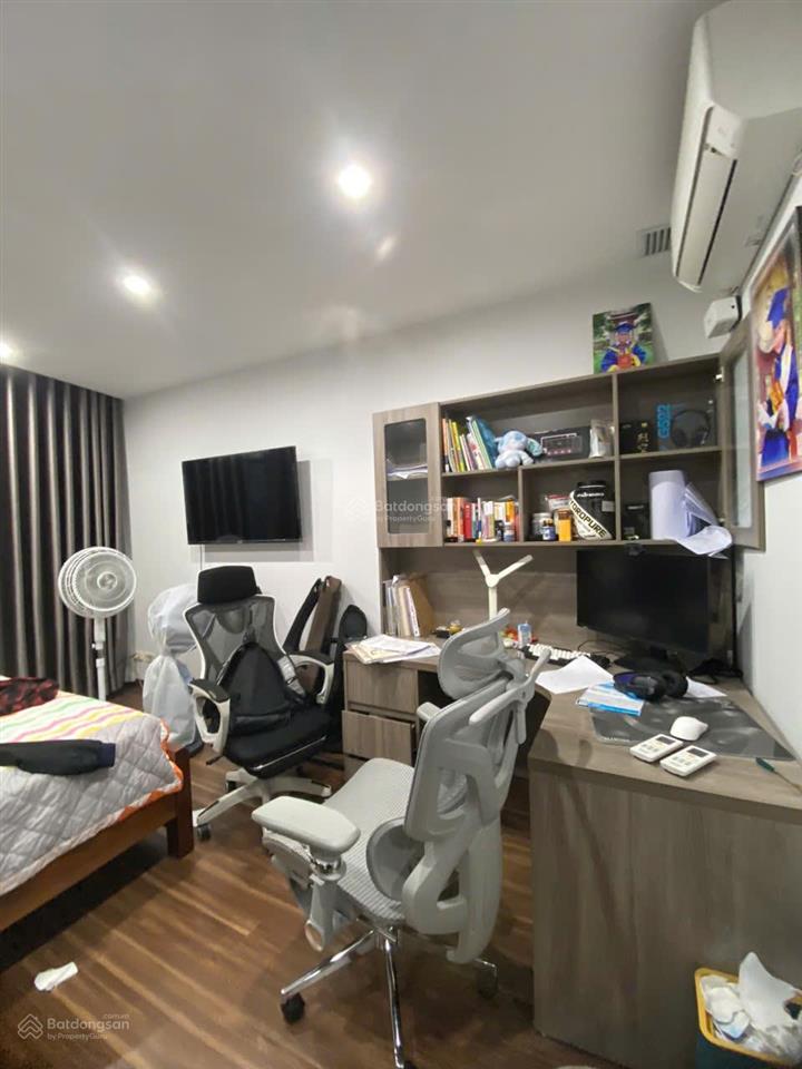 Căn hộ chung cư tầng 19 hiếm 3pn giá chỉ 70tr/m2 ban công rộng, view hồ đẹp tại số 1 phạm huy thông