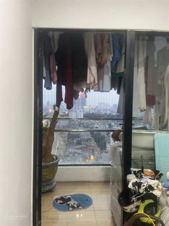 Căn hộ chung cư tầng 19 hiếm 3pn giá chỉ 70tr/m2 ban công rộng, view hồ đẹp tại số 1 phạm huy thông