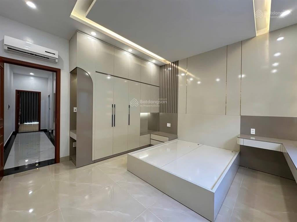 Nhà mặt đường tuyến 2 quán nam kênh dương, lê chân, hải phòng