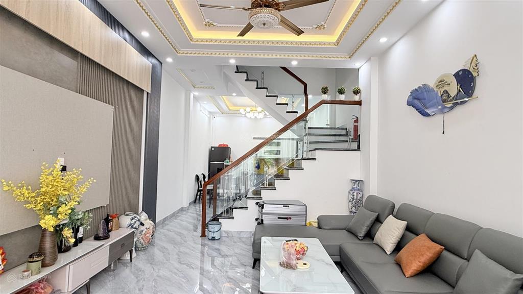 Nhà phố tuyến 2 thiên lôi ô tô vào, vĩnh niệm, lê chân, hp