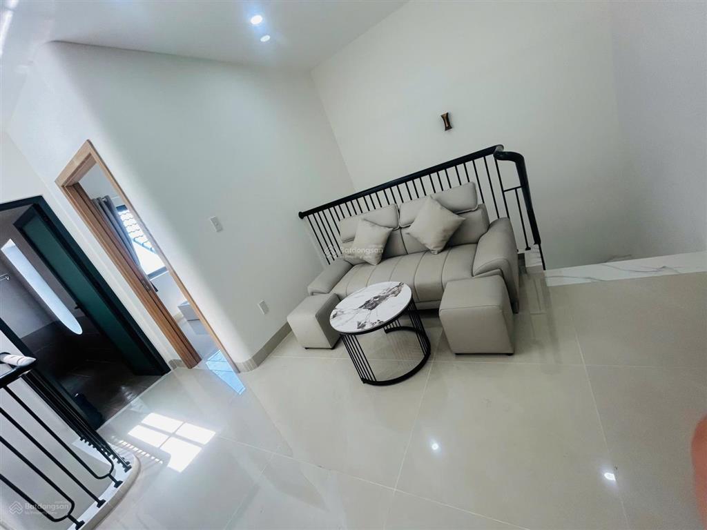 Nhà diên an 2 mê đúc kiên cố, thiết kế hiện đại, nội thất cao cấp, sổ sẵn, đường ô tô, giá 2,85 tỷ