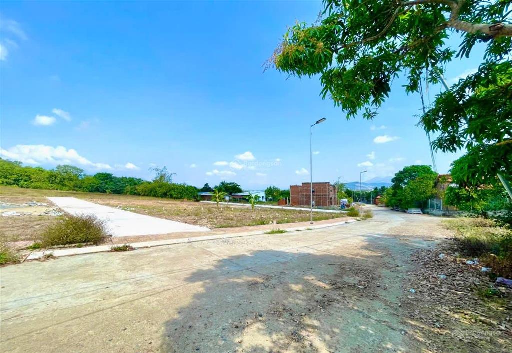 Chỉ 800 triệu  sở hữu lô đất trung tâm diên an, cách nha trang chỉ 10 phút, cấp gpxd dễ dàng