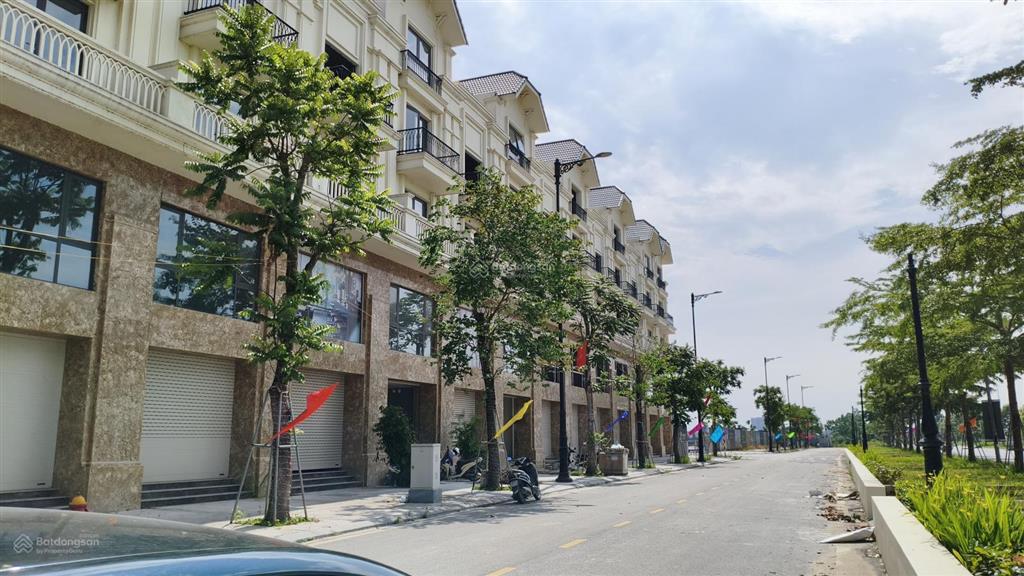 Bán nhà 5 tầng, mặt đường đôi tl286 kim đô city yên phong. sổ đỏ cá nhân.