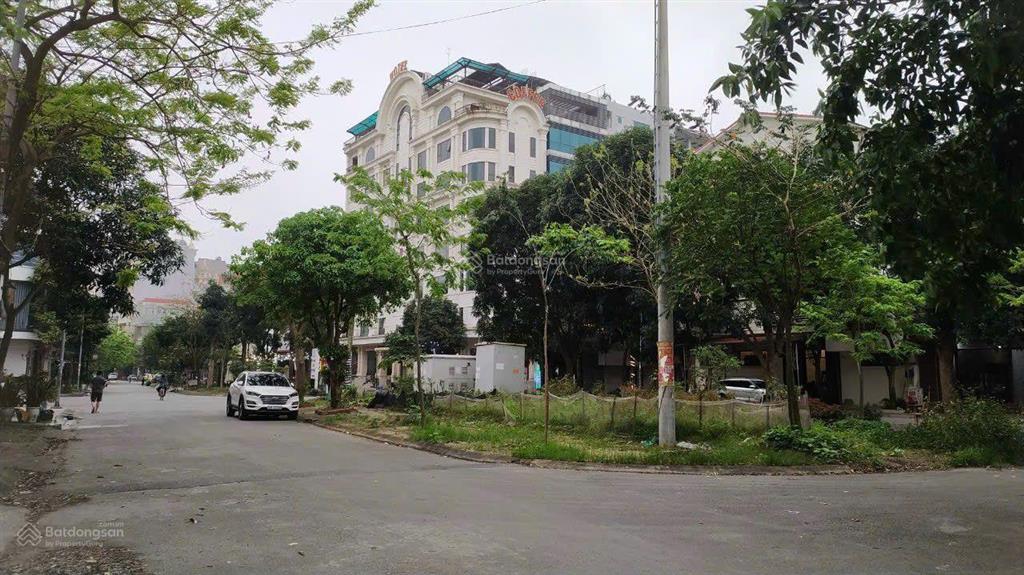 Bán lô đất 107m2 mặt tiền 6,5m trung tâm từ sơn