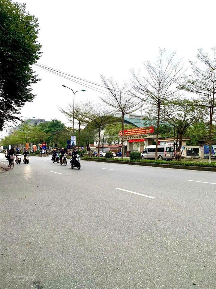 Bán lô đất 107m2 mặt tiền 6,5m trung tâm từ sơn