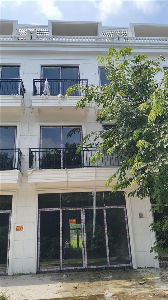 Bán nhà 4 tầng mới xây, giá 7.x tỷ, kinh doanh tốt, trang hạ từ sơn bắc ninh