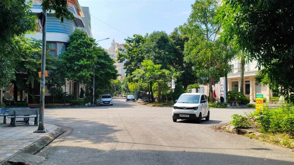 Đất xây trọ siêu đẹp từ sơn. 107m2 mặt tiền 6,5m. đường 3 ô tô. đối diện đh tdtt bắc ninh