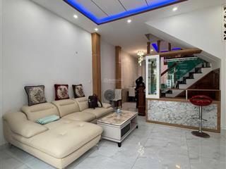 E xuân bán nhà 3 tầng , đường ô tô cạnh siêu thị copmax, full nội thất , giá 7 tỷ 800 triệu