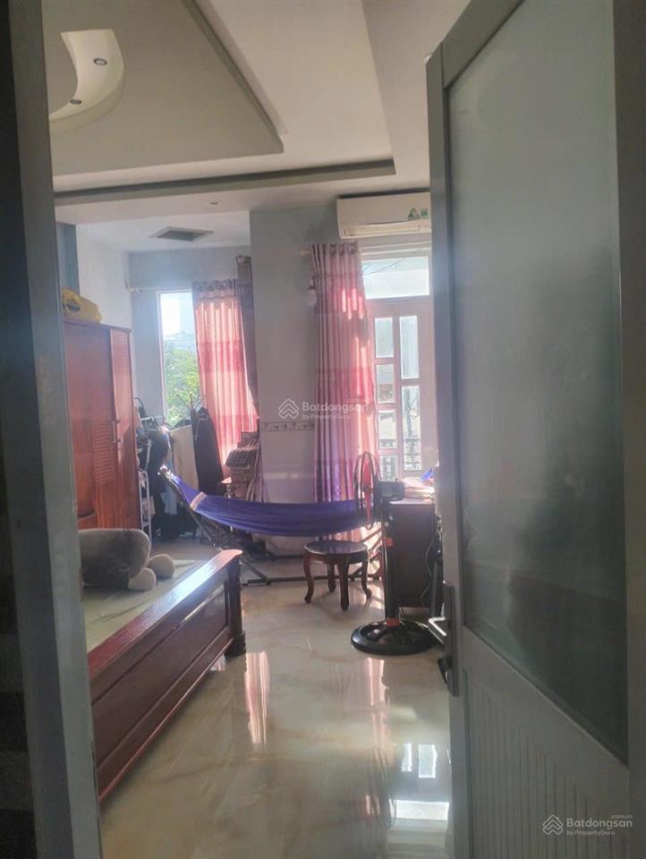 Bán nhà 2 tầng hẻm tuệ tĩnh, cách biển 400m, giá 6 tỷ 500 triệu
