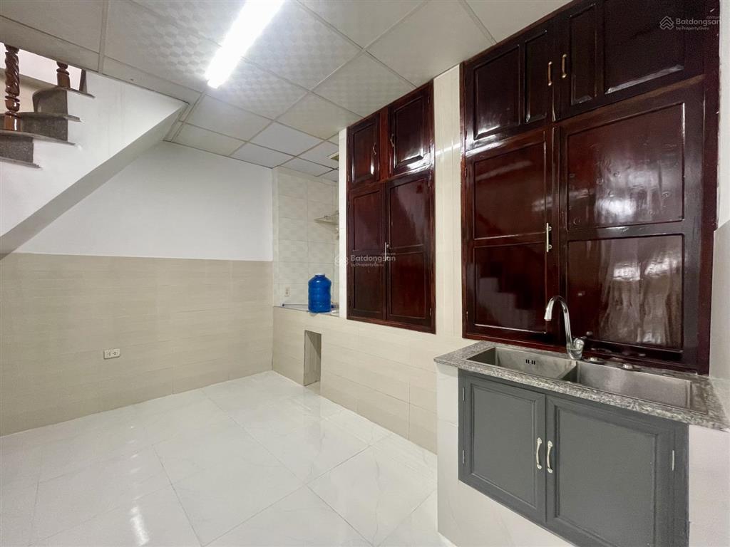 Bán nhà 2 tầng đường rộng 5m cách biển 2km, giá 4 tỷ tại đường xóm còi, phường bắc nha trang