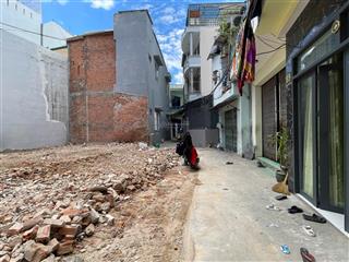 Bán lô đất cạnh chợ lạc long quân đường rộng 3m, diện tích 42m, giá 2 tỷ 150 triệu