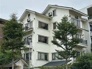 (LÔ GÓC) Bán biệt thự đường Foresa KDT Xuân Phương 200mx4T MT rộng 40 tỷ siêu KD vỉa hè rộng