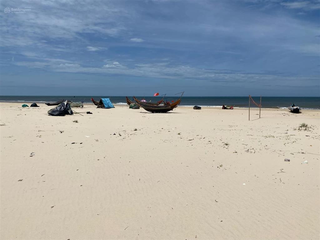 Chính chủ, view biển, vài bước chân ra biển