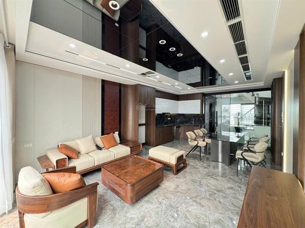 Cần bán nhanh căn 100m2 3pn 2vs tầng trung đẹp tại chung cư ct15 green park việt hưng giá đẹp