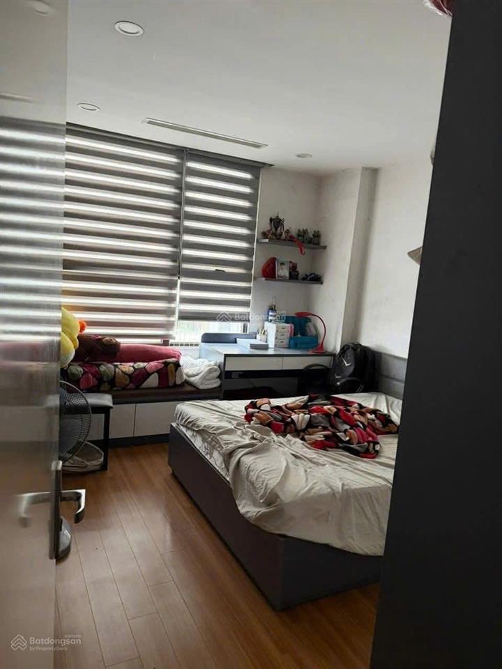 Cần bán nhanh căn 100m2 3pn 2vs tầng trung đẹp tại chung cư ct15 green park việt hưng giá đẹp