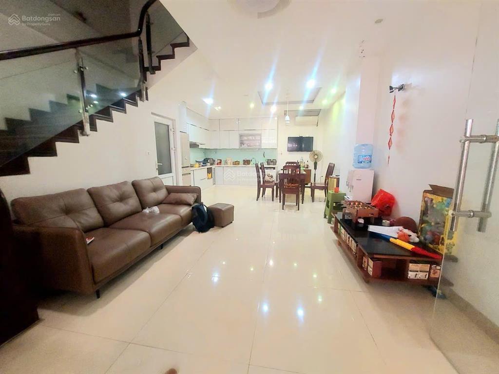 Bán căn nhà đẹp tại khu nhà ở 183 hoàng văn thái ngay ngã tư sở 75m2 4 tầng 30,5 tỷ có thương lượng