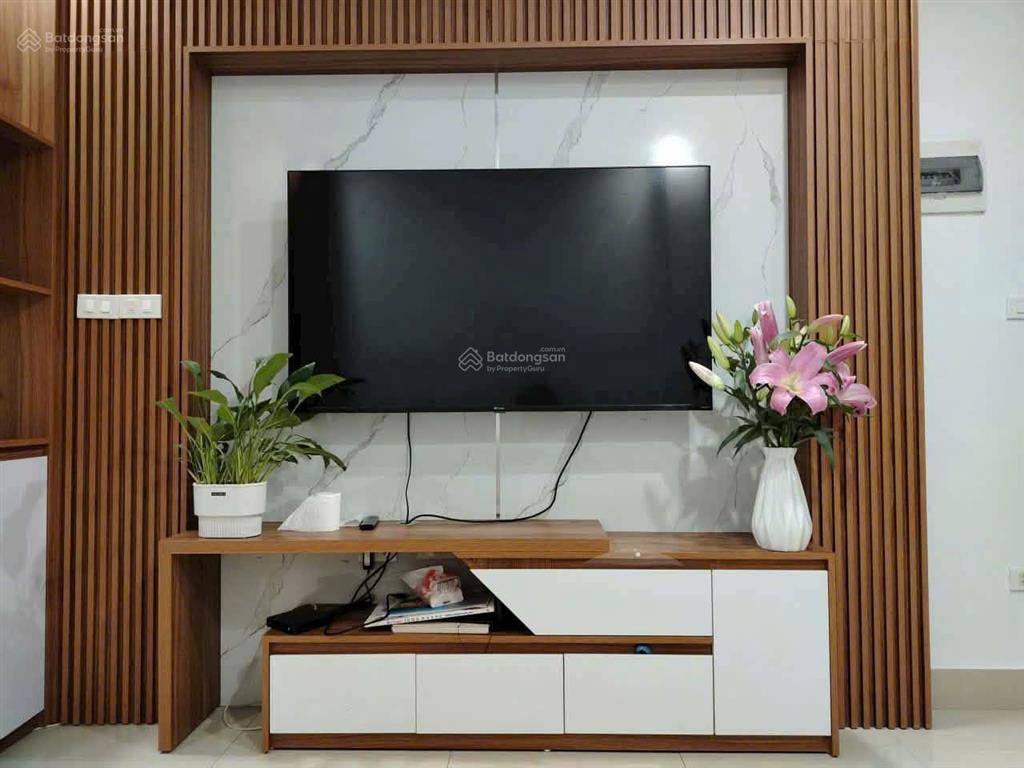 Bán gấp căn nhà tại phố kẻ tạnh, long biên. gần trường chất lượng cao chu văn an c1, c2 long biên