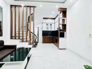 Bán nhanh nhà ngọc thụy, bồ đề, ô tô đỗ cổng. dt 32m2  5 tầng  nhà xây mới nhỉnh 7 tỷ