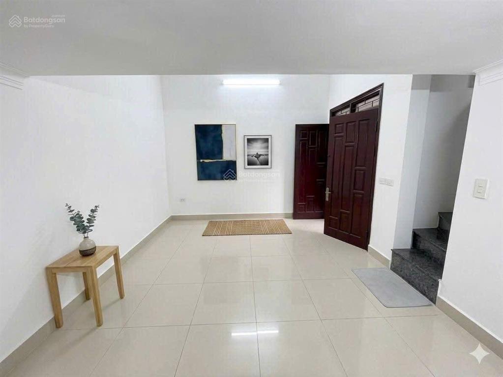 Cần bán gấp căn nhà 30m tại lương yên giá ngon nhất khu 7,2 tỷ
