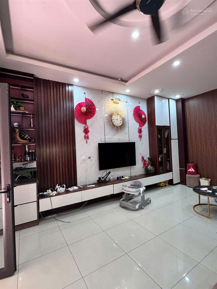 Bán nhà bồ đề 5 tầng 34m2 nhỉnh 8 tỏi tl.