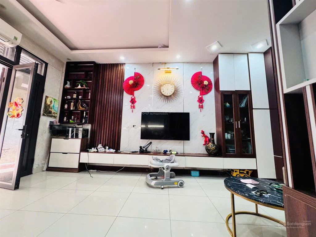 Bán nhà bồ đề 5 tầng 34m2 nhỉnh 8 tỏi tl.