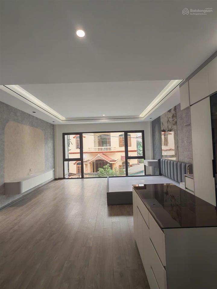 Gần hồ ao lão, chợ mới ngọc thụy, khai sơn hill, trường qt pháp, công viên 66m2 12,5 tỷ
