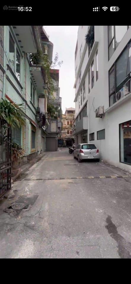 Bán căn nhà siêu đẹp ngay big c long biên kết nối giao thông thuận tiện ở sướng 60m2 nhỉnh 20 tỷ