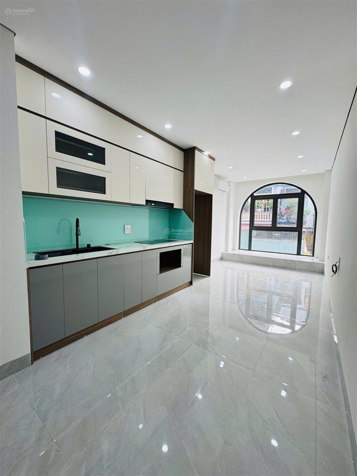 Bán gấp căn nhà tại phố kẻ tạnh giang biên gần trường clc chu văn an 6 tầng thang máy nhỉnh tỷ
