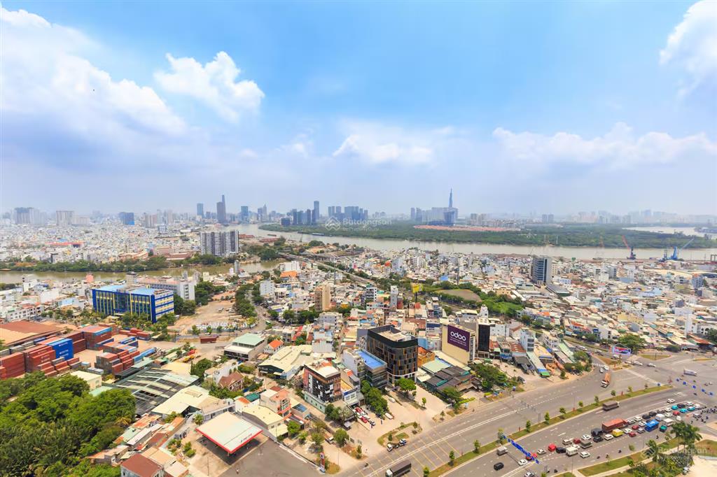 Cho thuê 3 phòng ngủ, 2wc, 90m2, full nội thất, eco green quận 7
