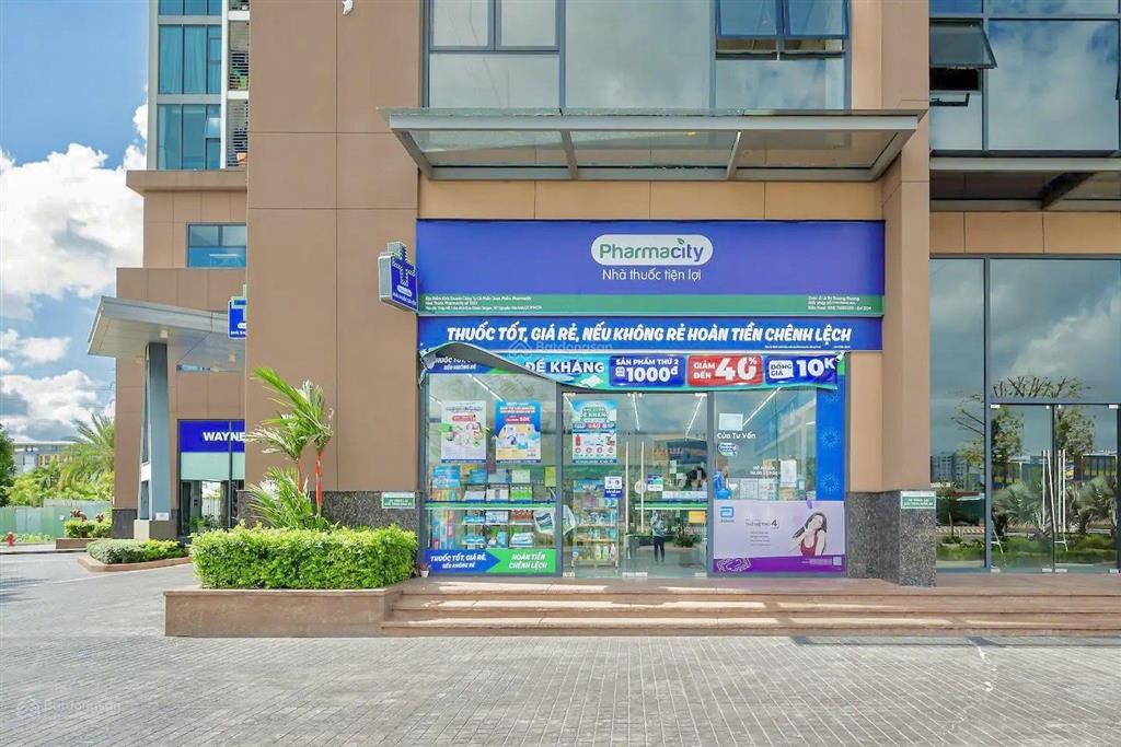 Chính chủ cho thuê mặt bằng shop 1 trệt, 1 lầu tại eco green sài gòn.  0888 887 ***