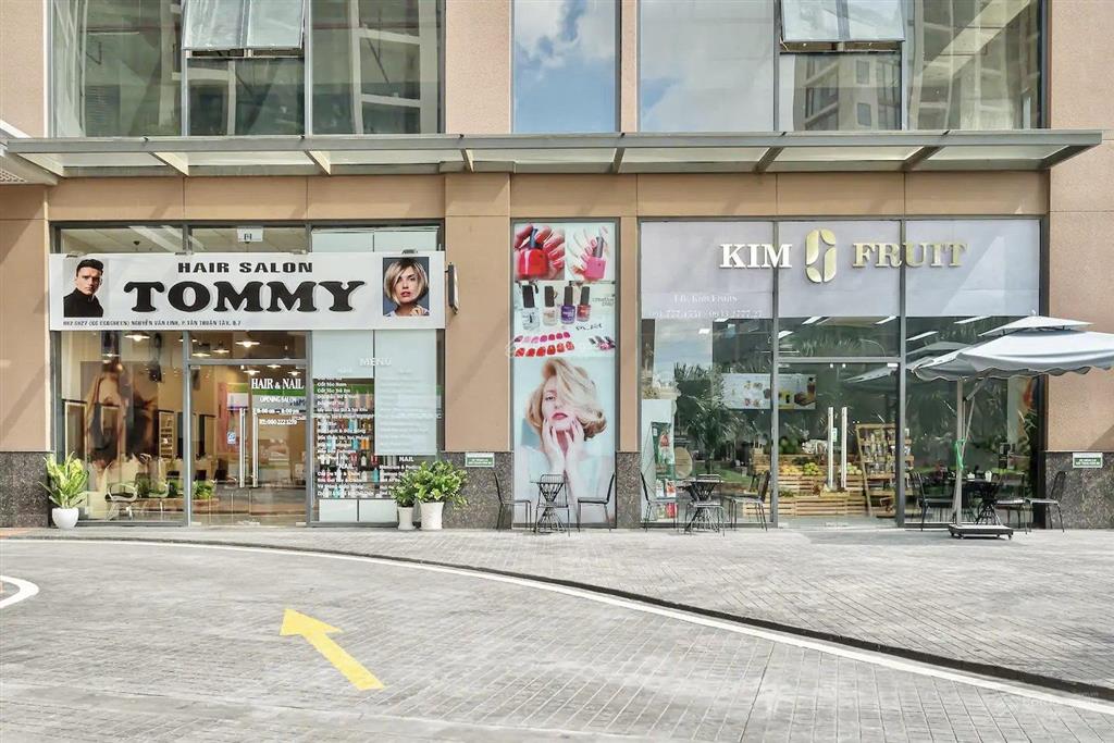 Chính chủ cho thuê mặt bằng shop 1 trệt, 1 lầu tại eco green sài gòn.  0888 887 ***