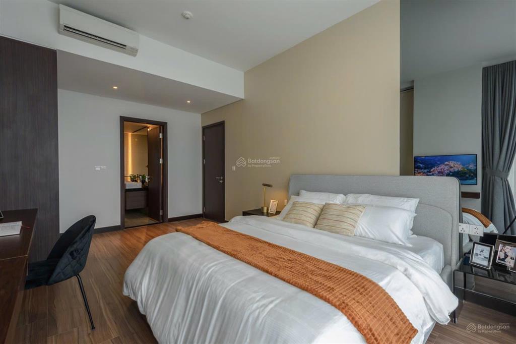 Cho thuê căn hộ 3 phòng ngủ, view pháo hoa, bitexco, full nội thất cao cấp. giá 26 triệu/tháng