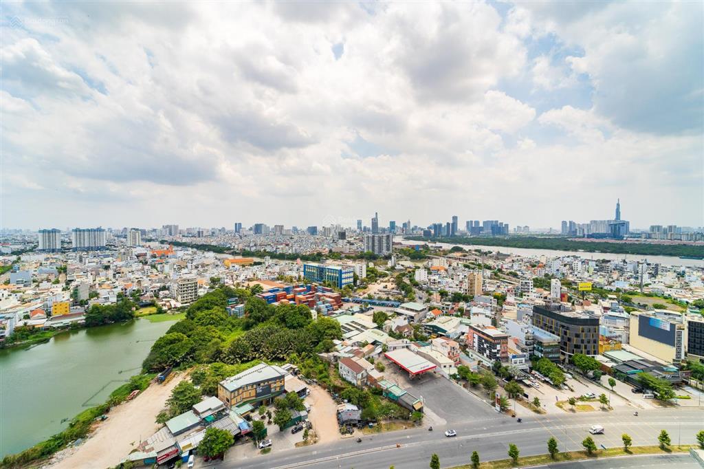 Cho thuê căn hộ 3 phòng ngủ, view pháo hoa, bitexco, full nội thất cao cấp. giá 26 triệu/tháng