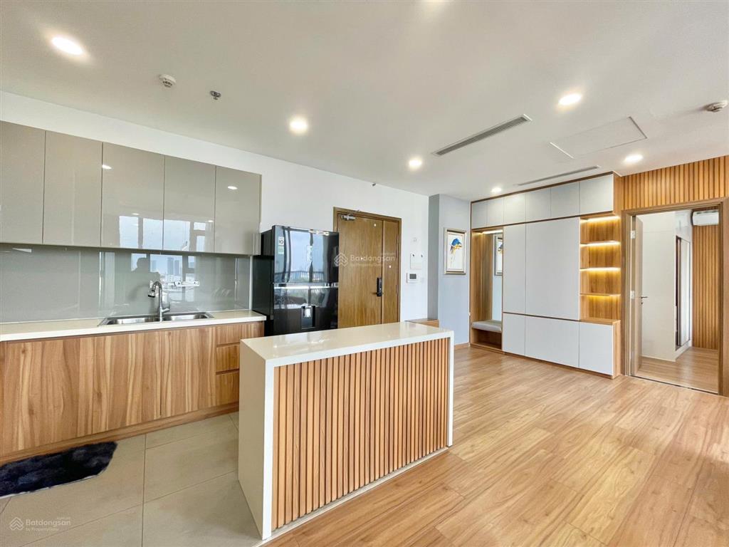 Bán nhanh căn hộ 3 phòng ngủ, 85.3m2, eco green. full nội thất, sổ hồng. giá 7,9 tỷ.  0888 887 ***