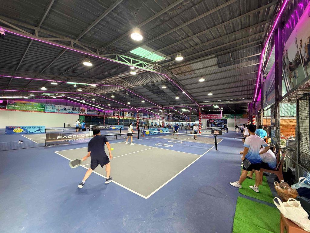 sang nhượng sân pickleball hoặc cho thuê kho xưởng