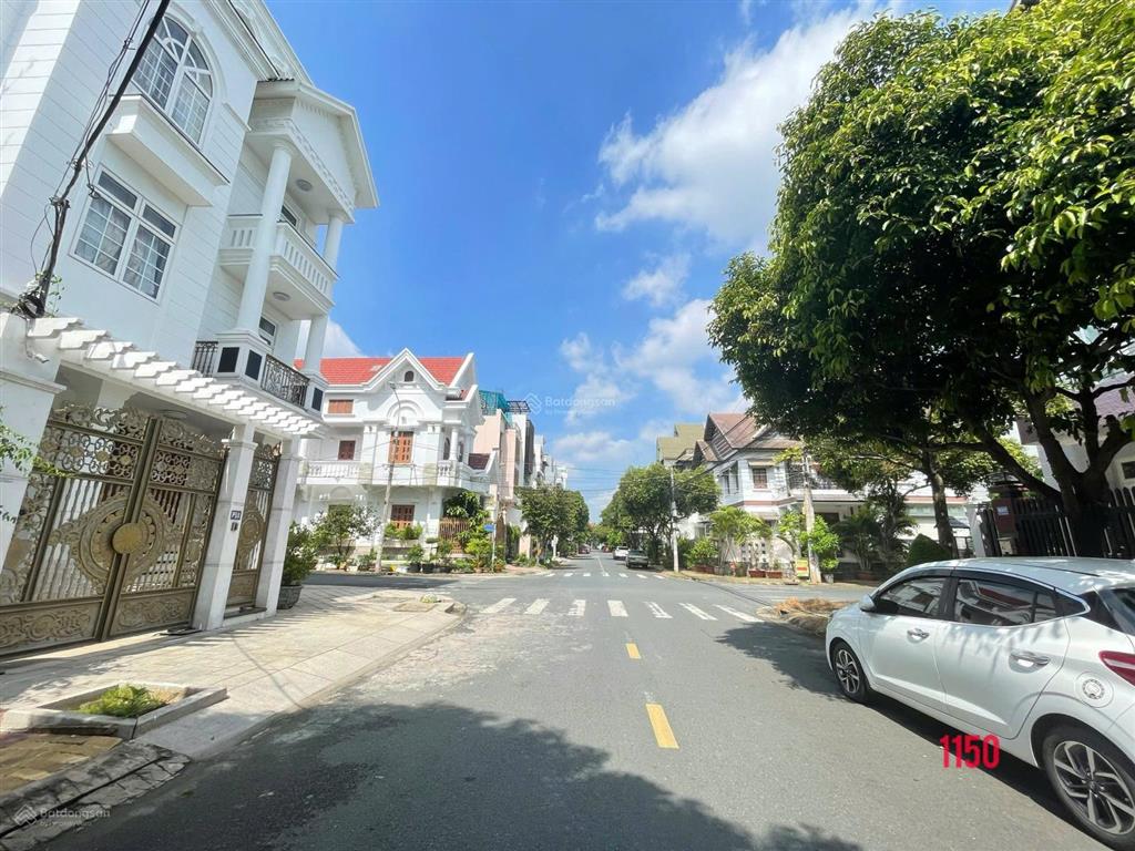 Cần bán lô biệt thự đẹp đường n10, 160m2 giá 15 tỷ ngày khu vip d2d võ thị sáu, trấn biên, đồng nai