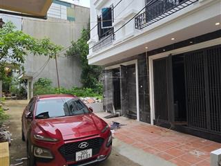 Em gái gửi bán nhà trung tâm thị trấn chúc sơn 51m full tc 3tầng cách ql6 chỉ 200m giá 5 tỷ 150