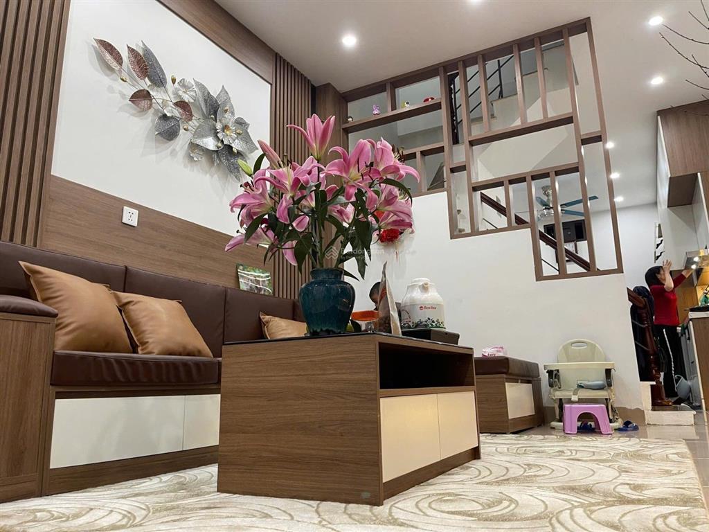 Gia đình cần bán nhà văn quán 42m2, giá hơn 7 tỷ. không có căn thứ 2 trong phân khúc, ảnh thật 100%