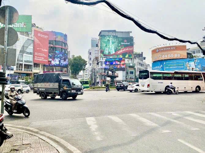 Cho thuê đất vàng ngay ngã 6 phù đồng  bến thành kv bậc nhất quận 1  13x20  kinh doanh đa nghề