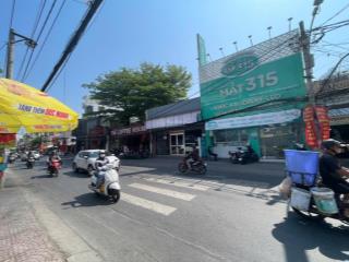 Bán nhà góc 2 mặt tiền d2 p25  4.5x15  4 tầng  15.5 tỷ  0868 976 *** hoàng thùy