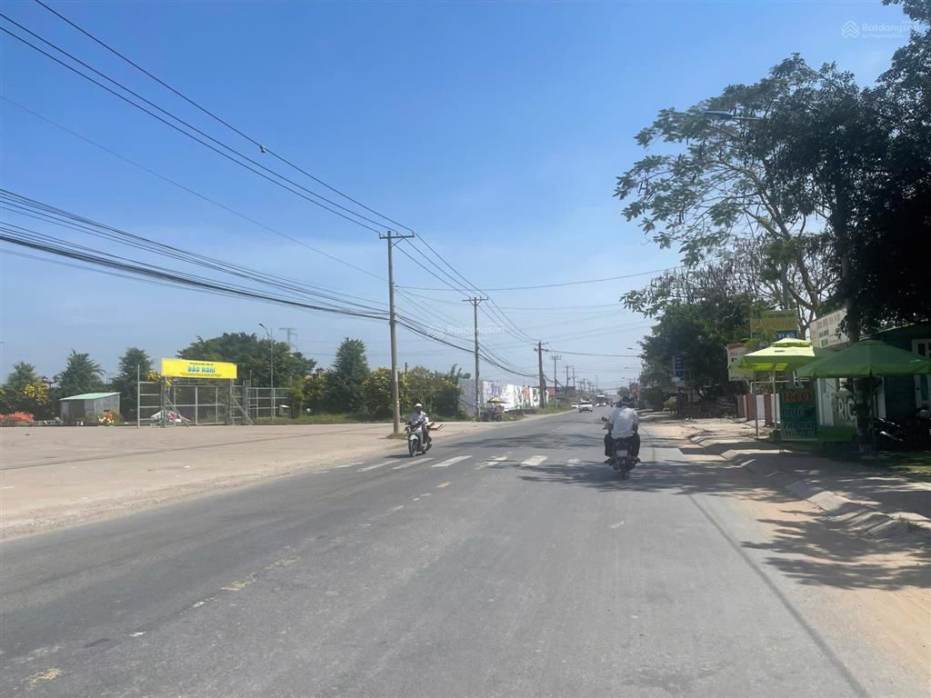 Bán nhà mặt tiền tỉnh lộ 816 đối diện kdc 7 mẫu happyland. diện tích 5,5x31m (sử dụng 5,5x21m)