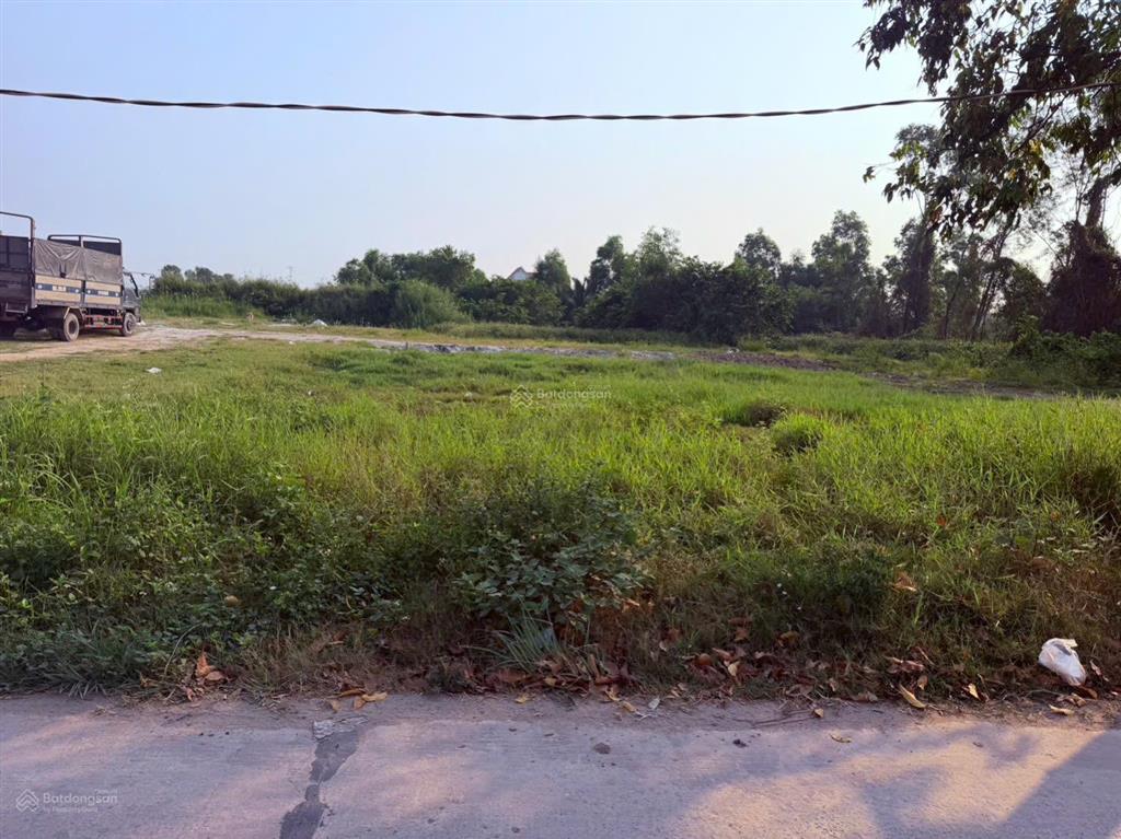 /strong /strong bán 2000m2 đất skc tại thanh phú  bến lức  giá  7,5triệu /1m2 ( thương lượng