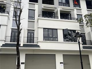 Cần bán gấp căn lk đông dương mặt vườn hoa đông nam 95 m2. giá rẻ nhất dự án