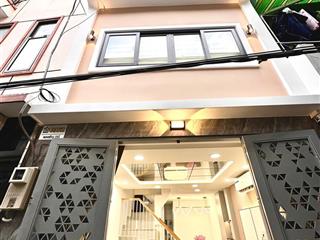 Nhà mới lên sóng, nằm hoàn toàn trong khu ẩm thực pxlong 5,680 tỷ blđất 3,35m dài 8,15m, 25.1 m2