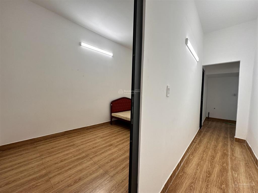 Bán nhà hẻm thông bùi đình túy  phan văn trị, ngang 4m dài 13,54m, nở hậu l 4,9m, cn 55,7m2