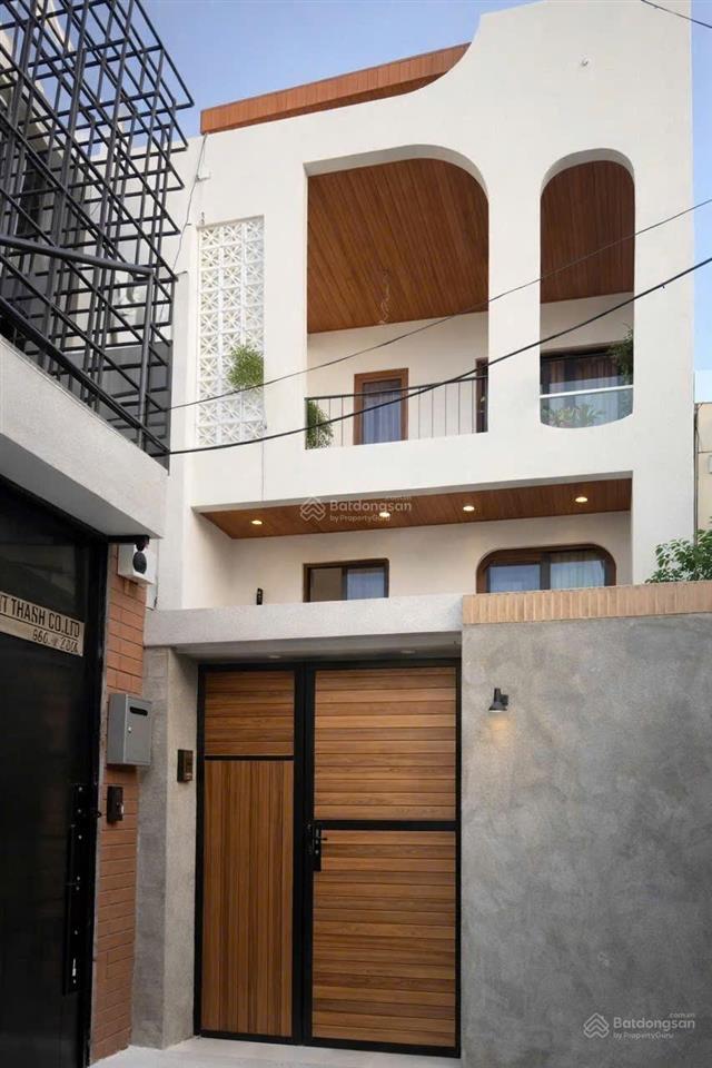 Siêu phẩm villa trung tâm sài gòn lên sóng nhà mới full nội thất, 5,2m x 12m (nở hậu 6m)