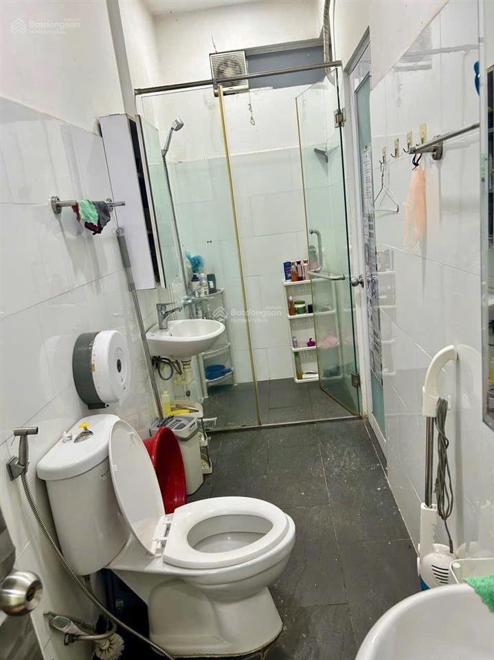 Nhà khu phân lô kế hxh phan đăng lưu ngang 5m , dài 7.5 m, 37,5m2, nhà 3 lầu , sân thượng