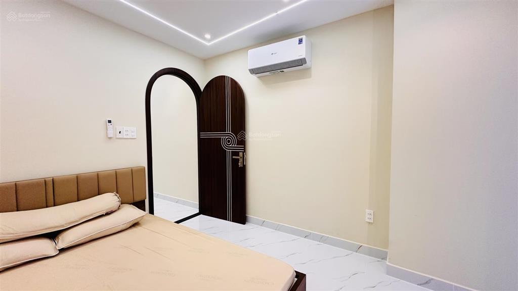 Siêu phẩm + siêu hiếm hẻm xh + 2 mặt tiền trước sau nguyễn kiệm ngang ~3m dài 16,45m, cn 44,3m2