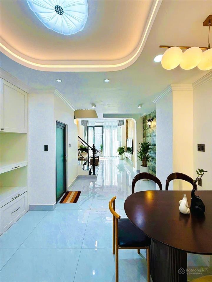 Bán nhà riêng 10 tỷ x, 40m2 tại siêu phẩm khu biệt thự cư xá, view đẹp, giá siêu hời